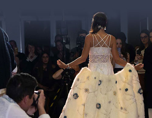 defile-haute-couture-mobile