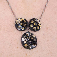 Boutique bijoux textiles brodés à la main